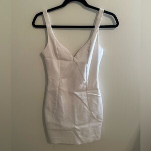 Zara White Sleeveless Plunge Neck Dress